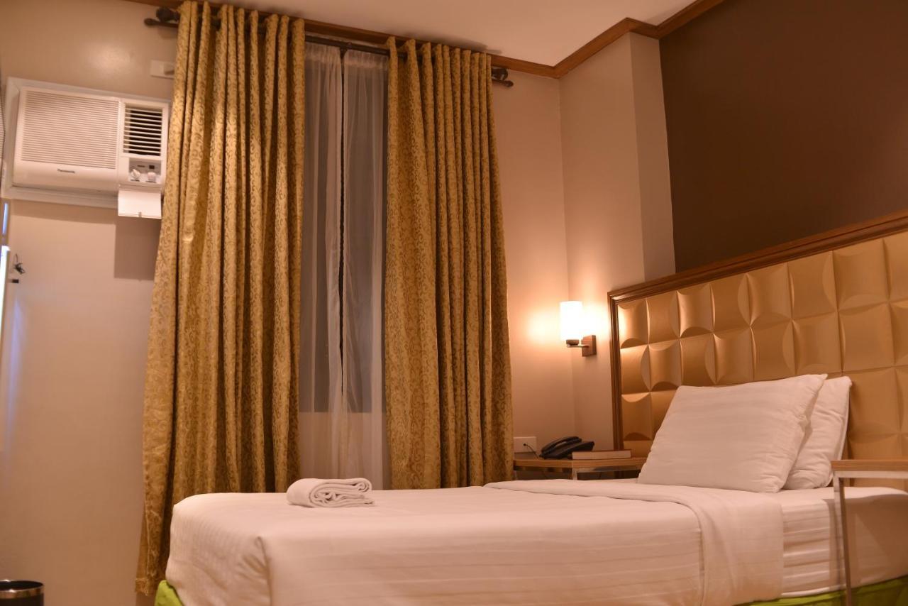 Robertson Hotel Naga (Camarines Sur) Quarto foto